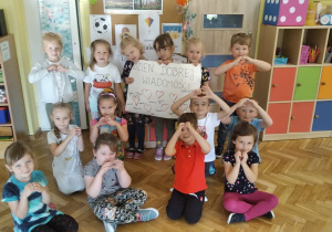 Dzień dobrych wiadomości w Smerfach.