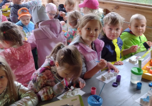 Motylki na warsztatach plastycznych