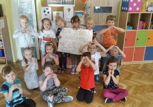 Dzień dobrych wiadomości w Smerfach.
