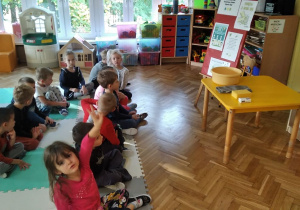 Smerfy znają zasady mycia rąk.