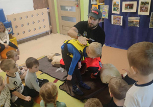 Spotkanie ze strażakiem i ratownikiem