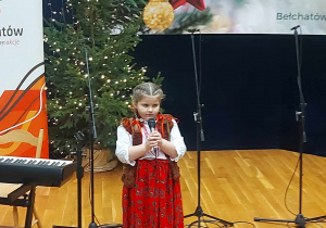 Wiktoria wykonała utwór ,,Tylko jedna noc"