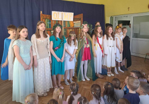 Przedstawienie w wykonaniu uczniów z SP1 w Bełchatowie