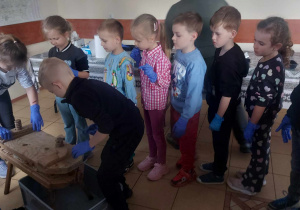 Dzięki temu urządzeniu serki klimek mają charakterystyczny kształt