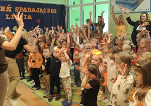 Taneczne powitanie jesieni