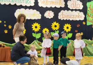 Misie odgadują nazwy warzyw wykorzystując tylko zmysł dotyku