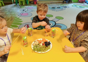 Owocowa przekąska w Biedronkach