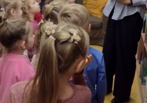 Między regałami ksiązek