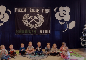 Motylki z podarunkami od Pana górnika