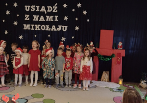 Biedronki zaśpiewały dla Mikołaja