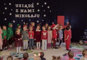 Słoneczka zaśpiewały dla Mikołaja