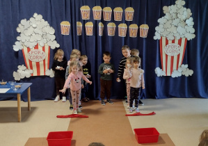 Popcornowe rzuty do celu - Motylki