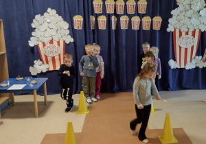 Popcornowy wyścig - Misie