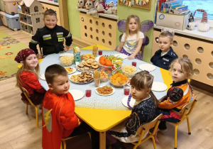 Poczęstunek w Motylkach