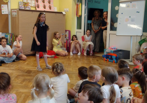 Uczennica z SP1 w wierszu "Modelka"